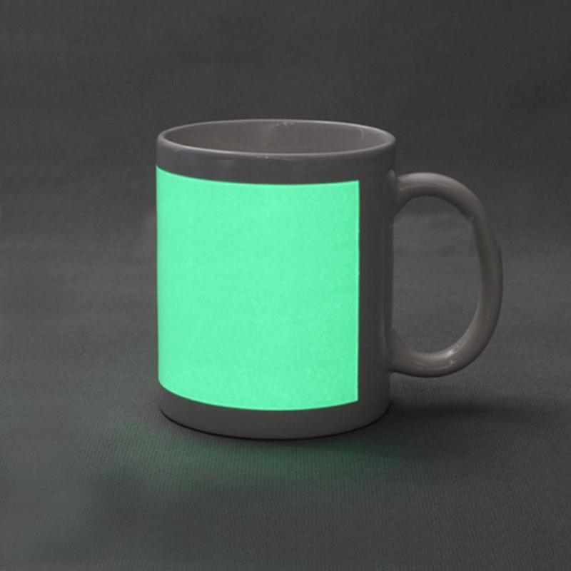 Custom glow-in-the-dark mug 1 Taza luminiscente personalizada