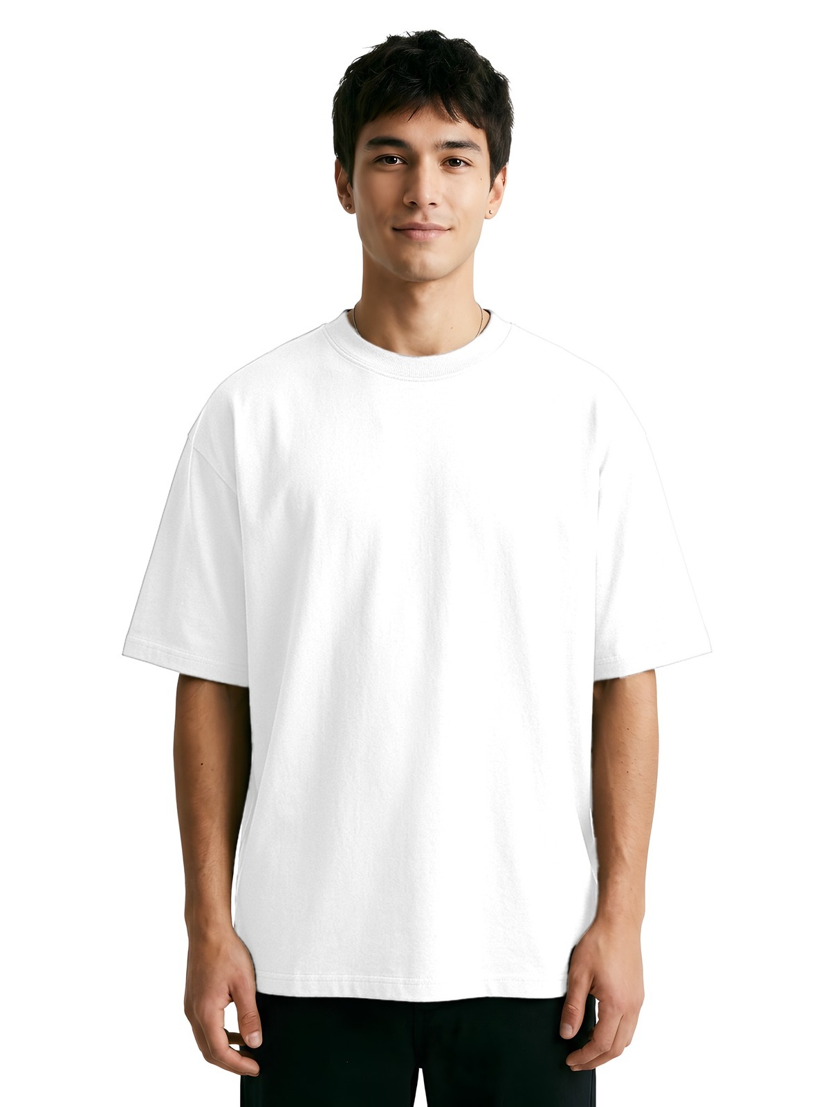 Samarreta oversize personalitzada 2 Camiseta oversize personalizada unisex en color blanco, vista frontal con modelo